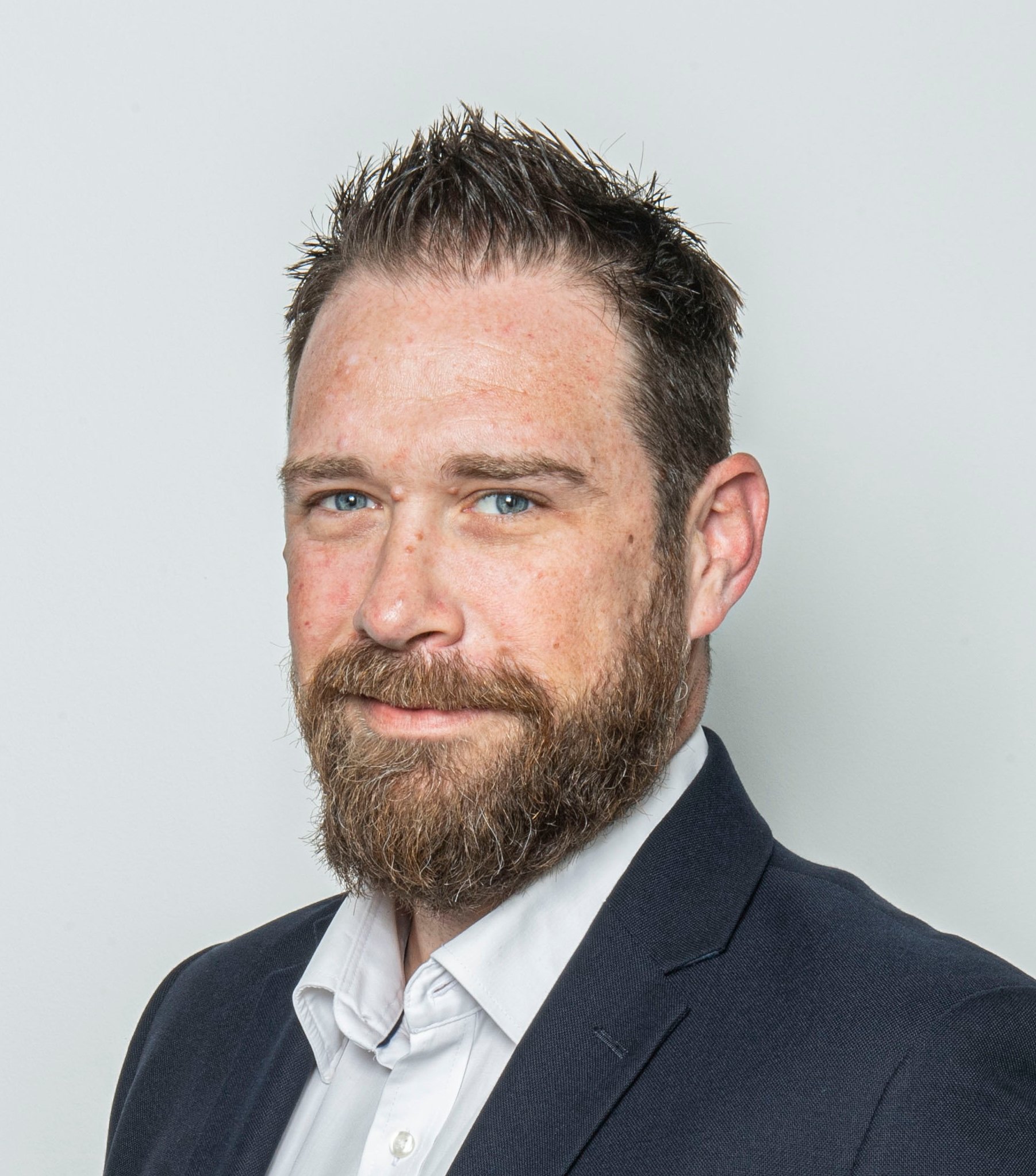 Copy of Ross-headshot